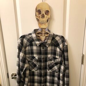 Divided by H&M Men’s M Plaid Flannel Shirt